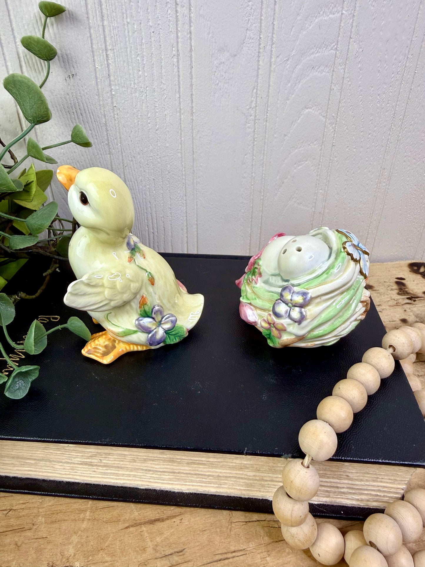 Vintage Garden Rhapsody Salt & Pepper Shaker Set