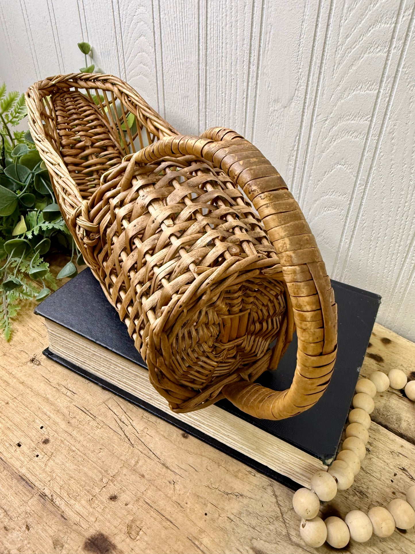 Vintage Wicker Wine Bottle Cradle