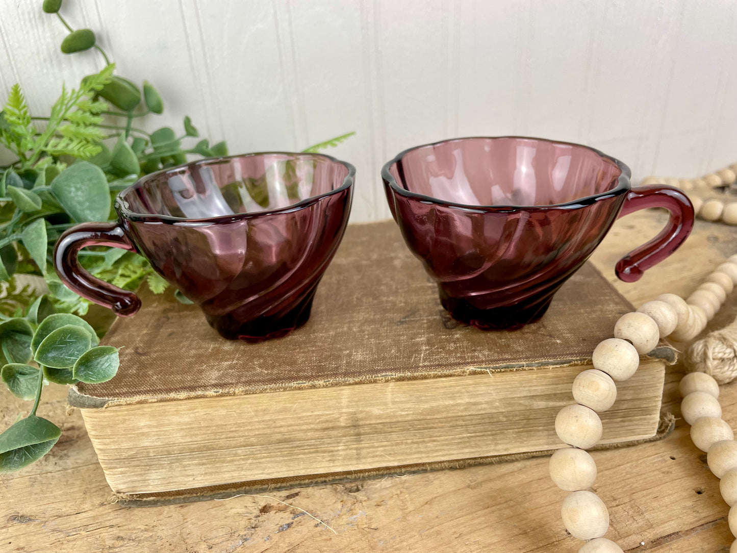 Vintage Hazel Atlas Set of Moroccan Amethyst Glass Punch Cups