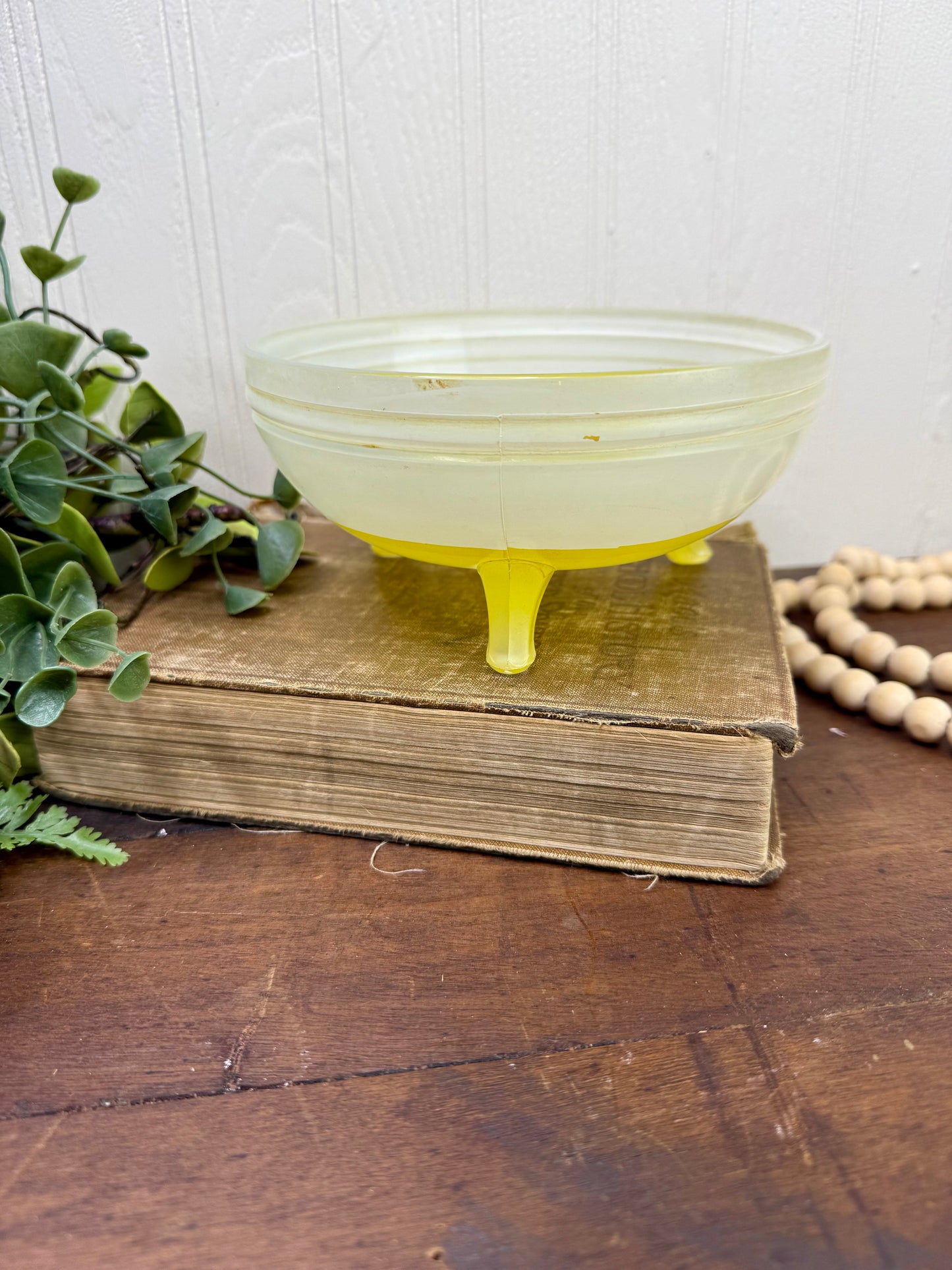Vintage Indiana Glass Moderne Classic Footed Candy Dish