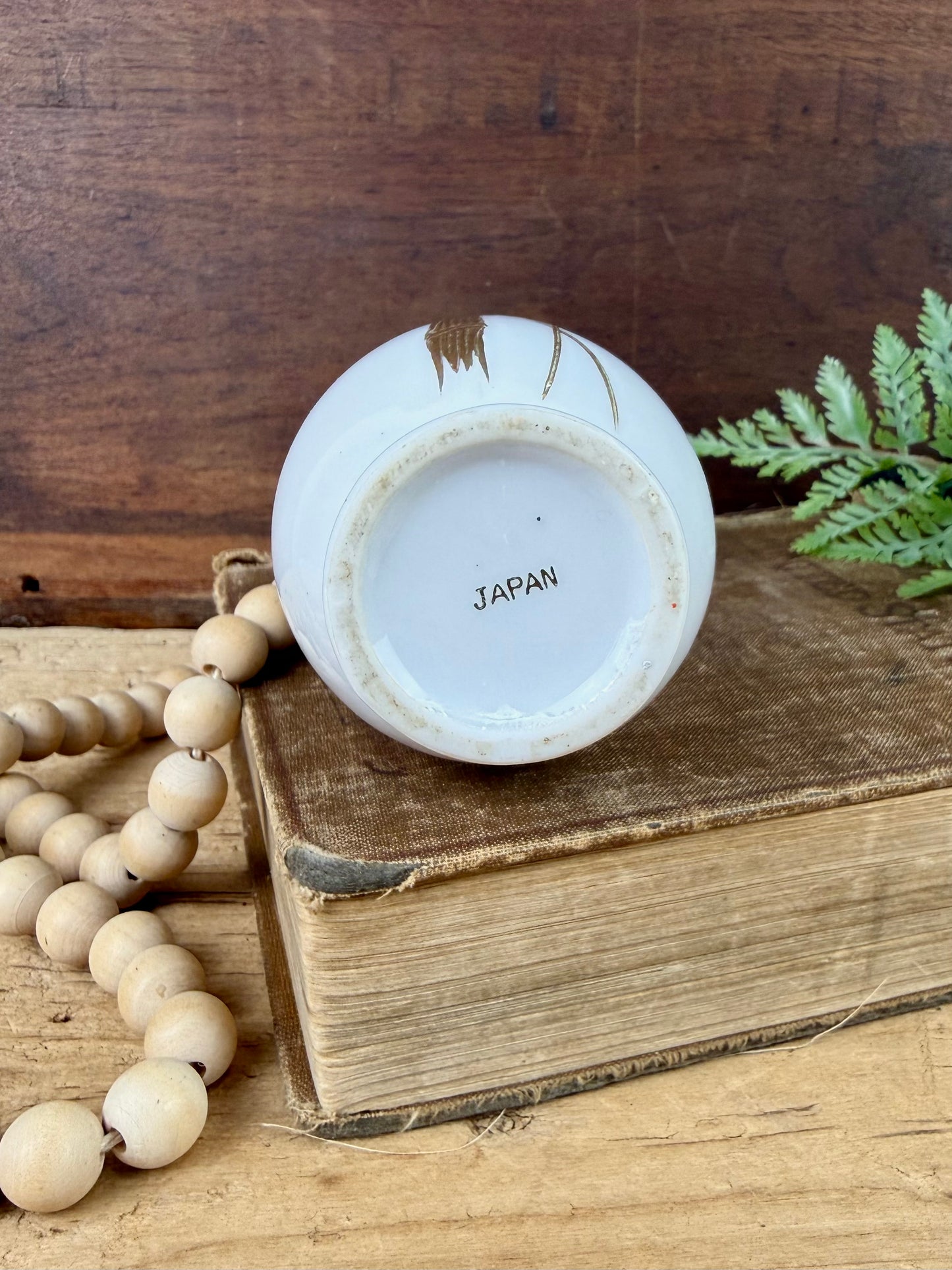 Vintage Mid-Century Japanese Porcelain Bud Vase