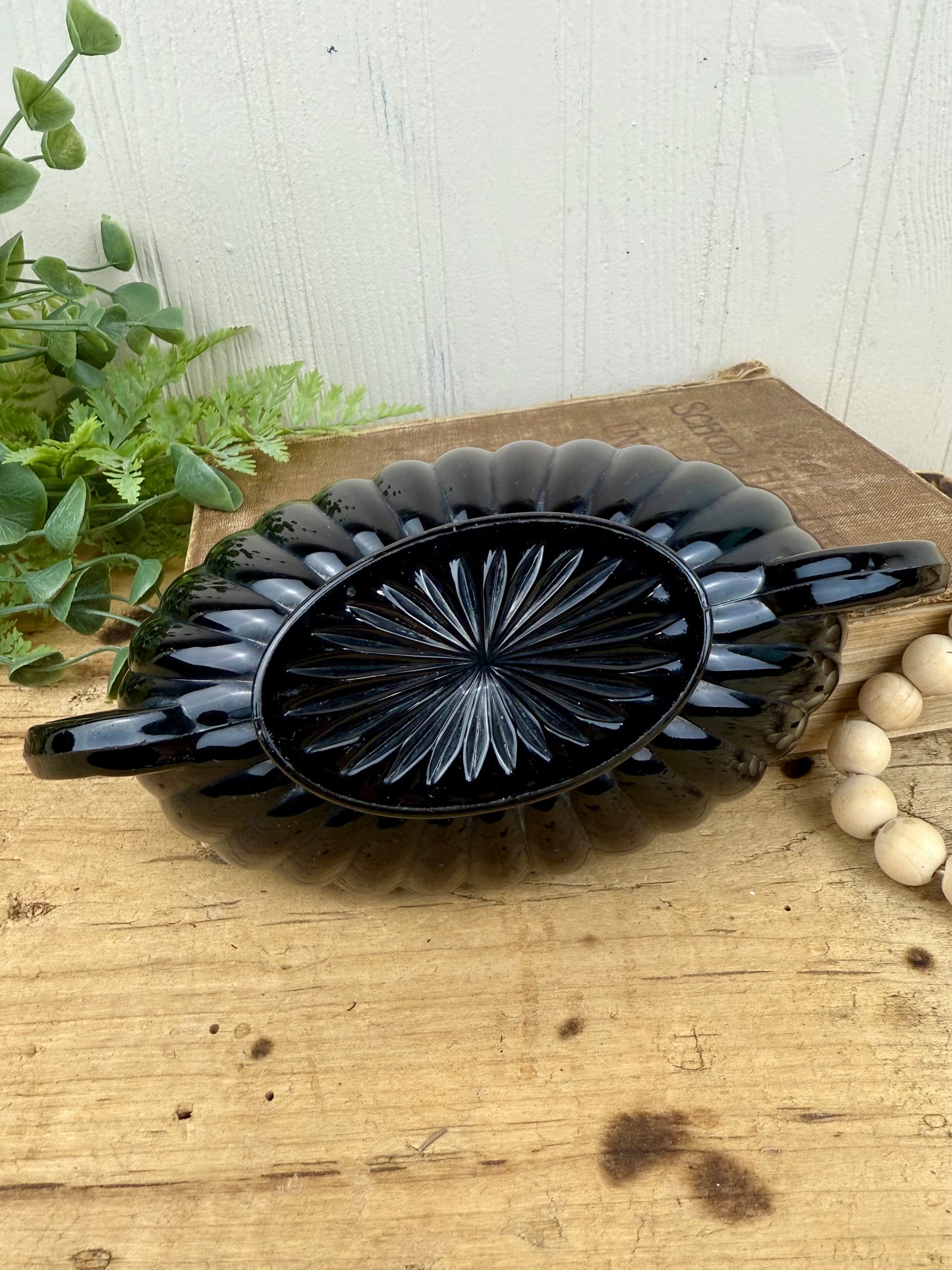 Vintage 1940’s Imperial Glass Pillar Flute Black Glass Pickle Dish