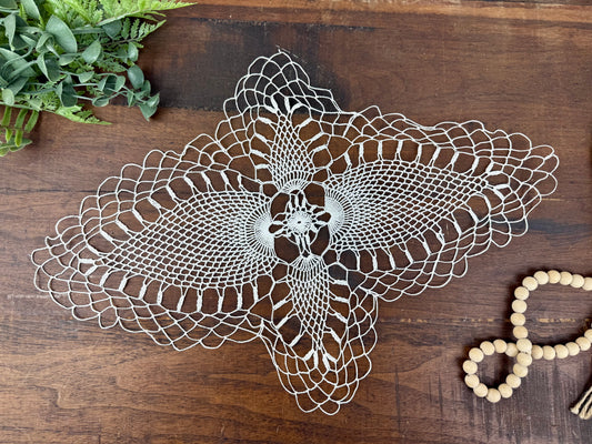 Vintage Doily Q