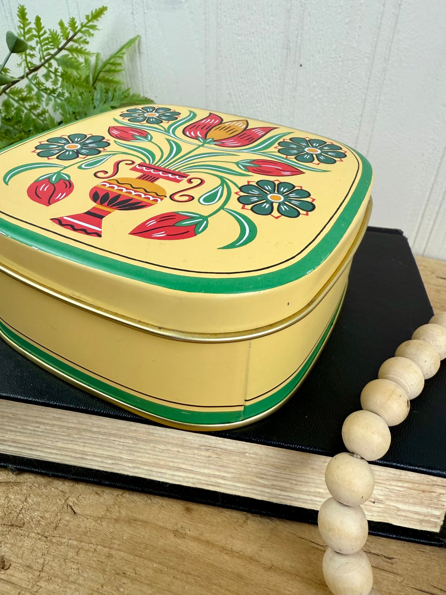 Vintage Folk Art Cookie Tin