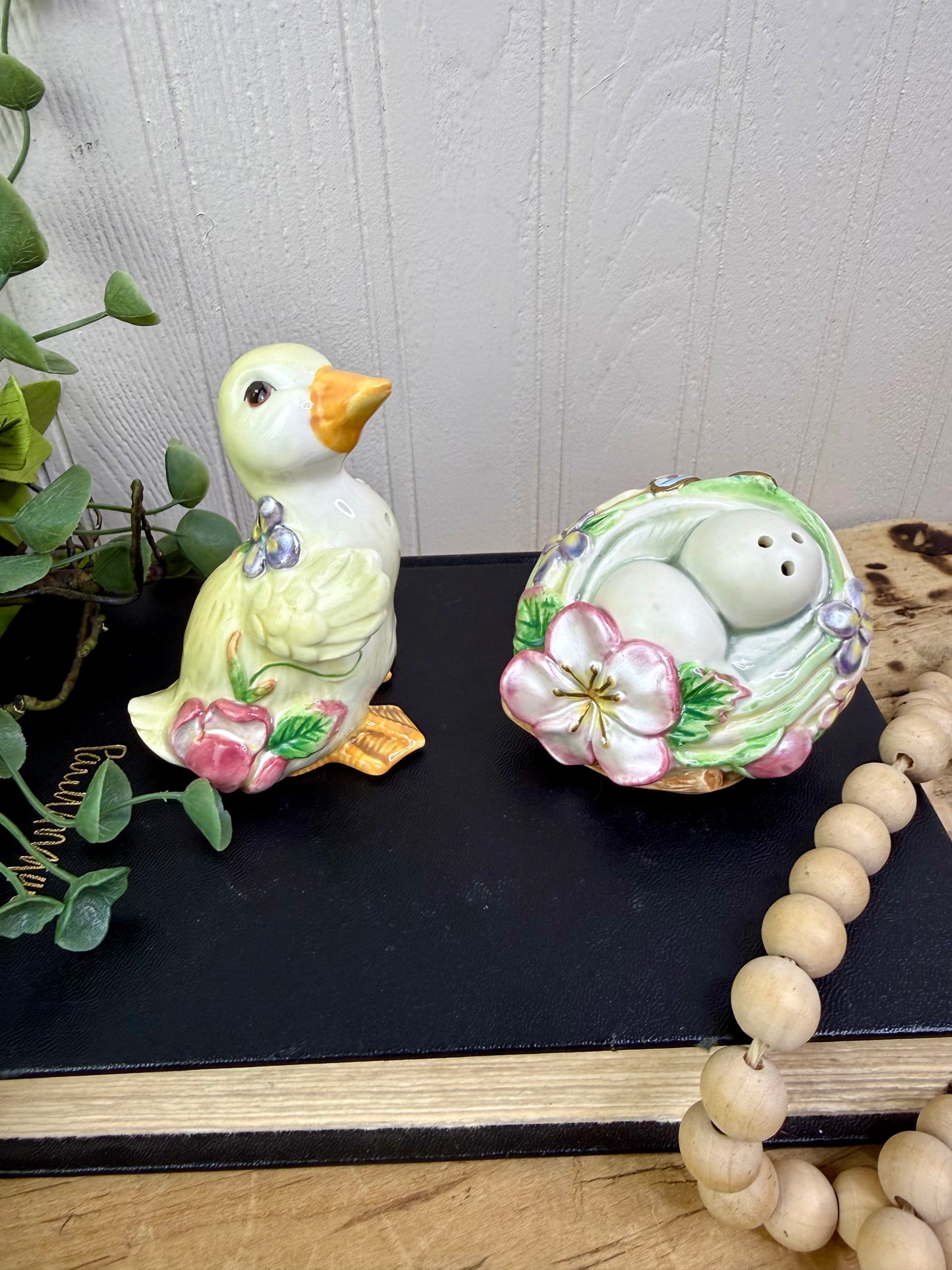 Vintage Garden Rhapsody Salt & Pepper Shaker Set