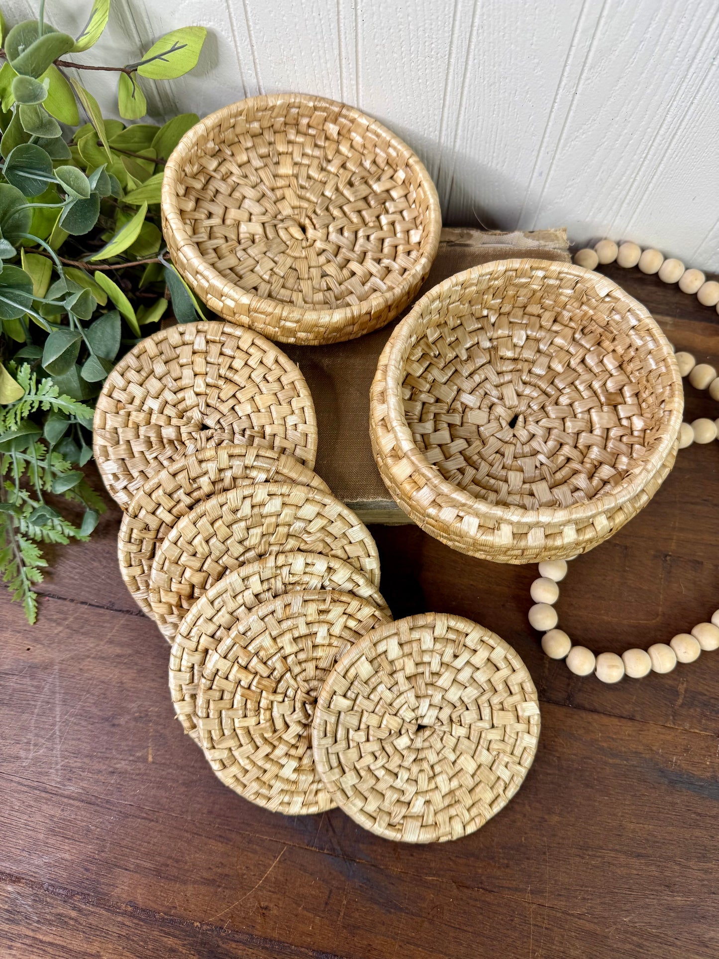 Vintage Wicker Coaster Set with Holding Case