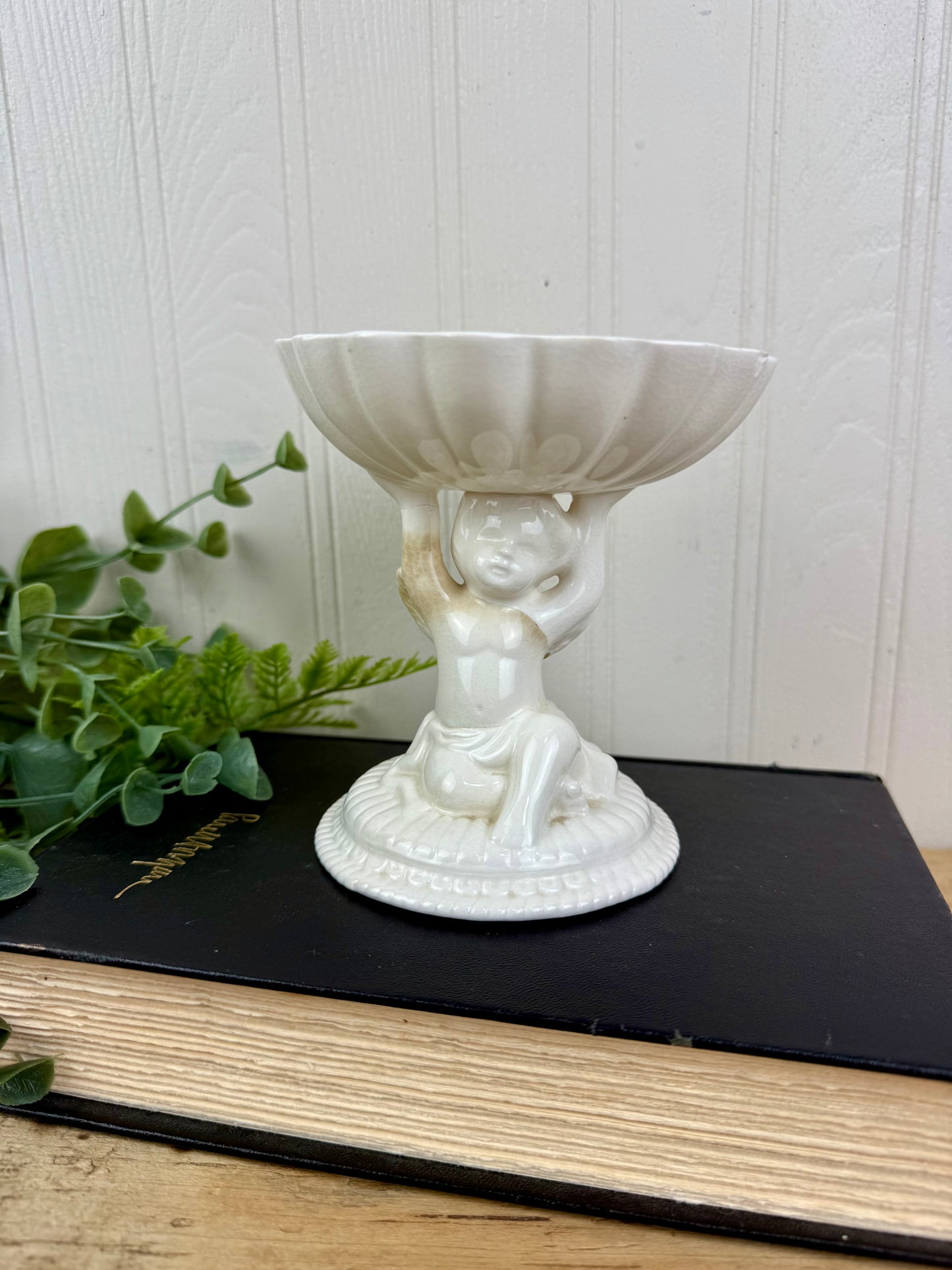 Vintage Ceramic Cherub Pedestal Soap Dish