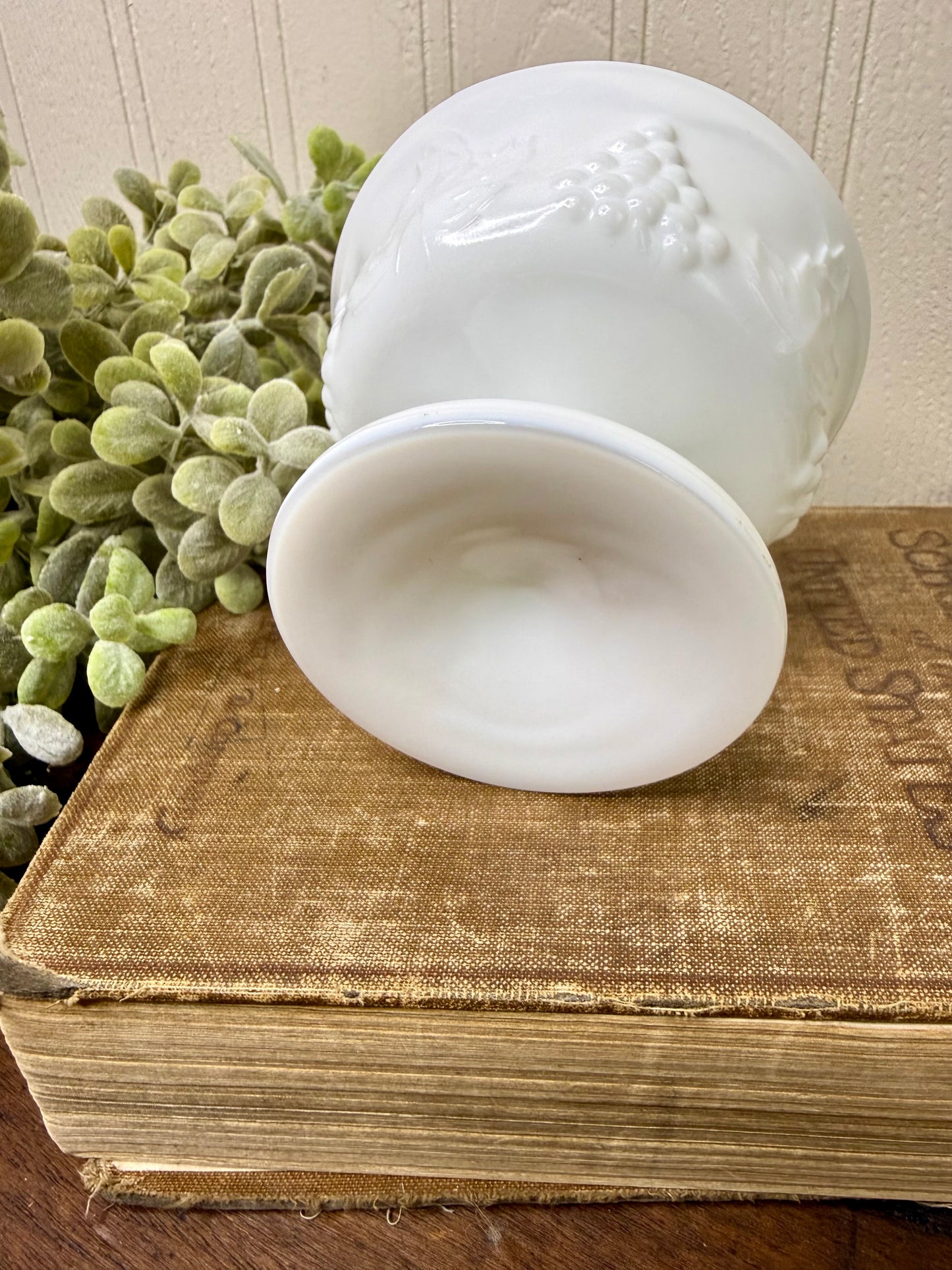Vintage Indiana Glass Co. Colony Harvest Milk Glass Dessert Bowl