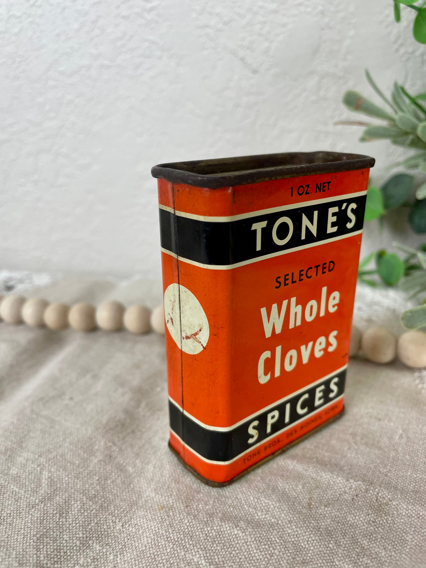 Vintage Tone’s Spice Tin- Whole Cloves