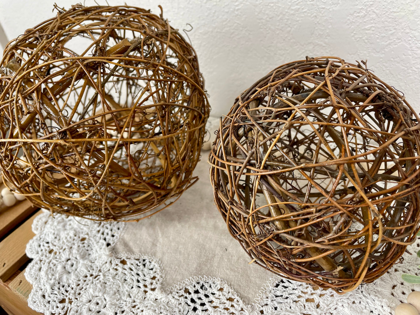 Decorative Wicker Ball Set