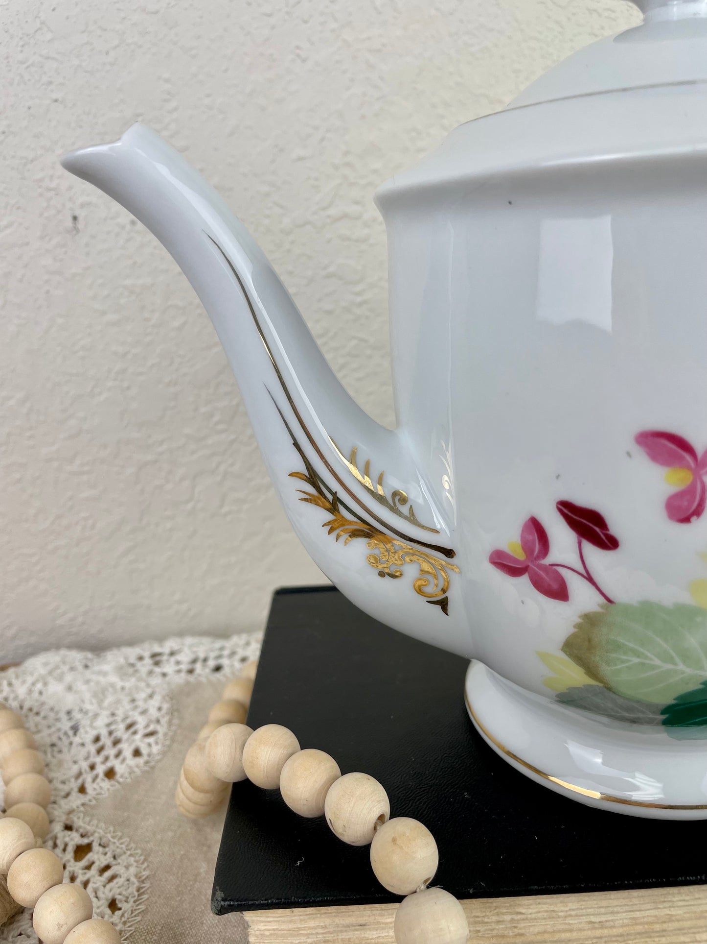 Vintage 1940’s Ucagco China Teapot