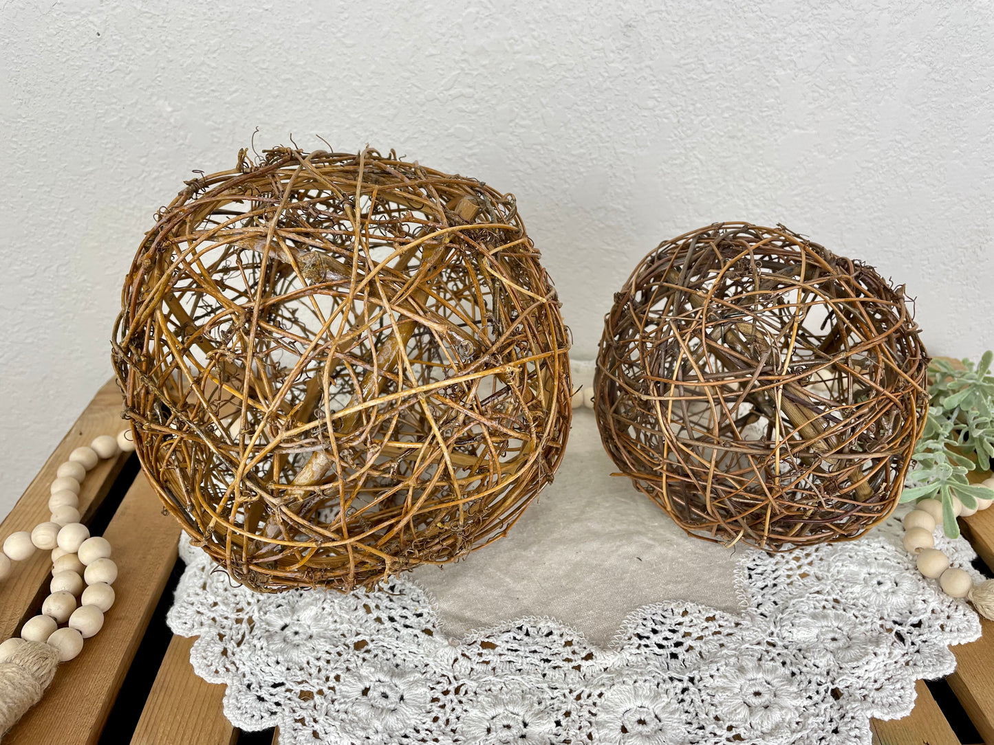 Decorative Wicker Ball Set