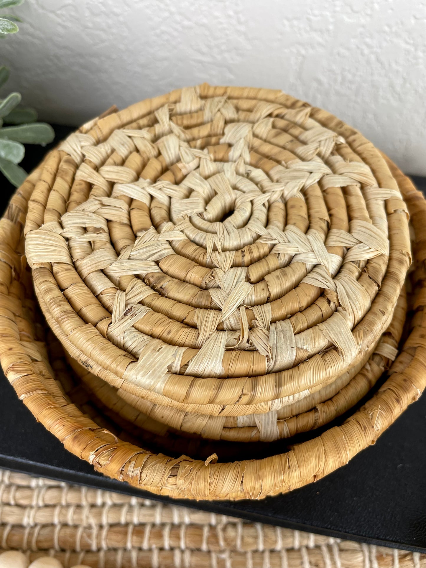 Vintage Round Wicker Coaster Set