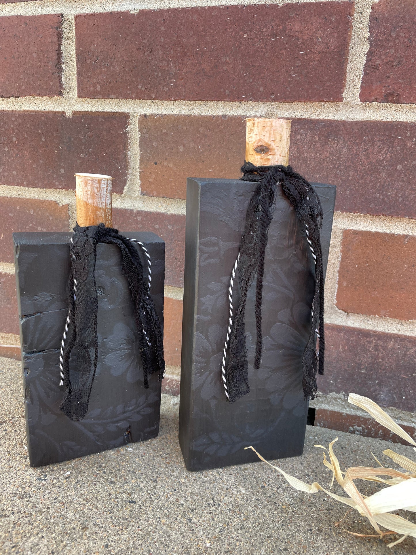 Handmade Reclaimed Black Floral Pumpkin Set