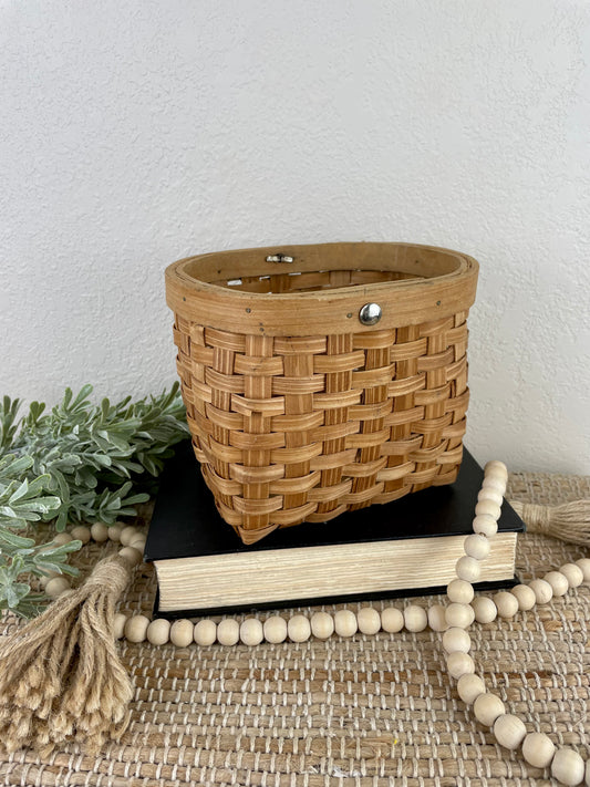 Vintage Chunky Basket